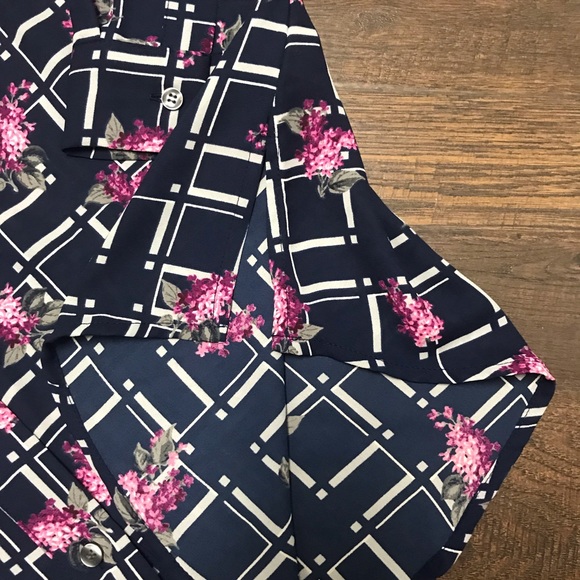 Charter Club Navy & Fushcia Floral Button Blouse - Picture 3 of 7